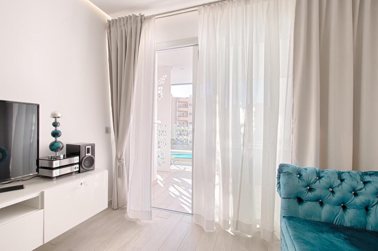 LUX APARTMENT OCEAN GARDEN - PLAYA PARAISO - 2 Bedrooms, 2 Bathrooms, Big Terrace Costa Adeje  Buitenkant foto